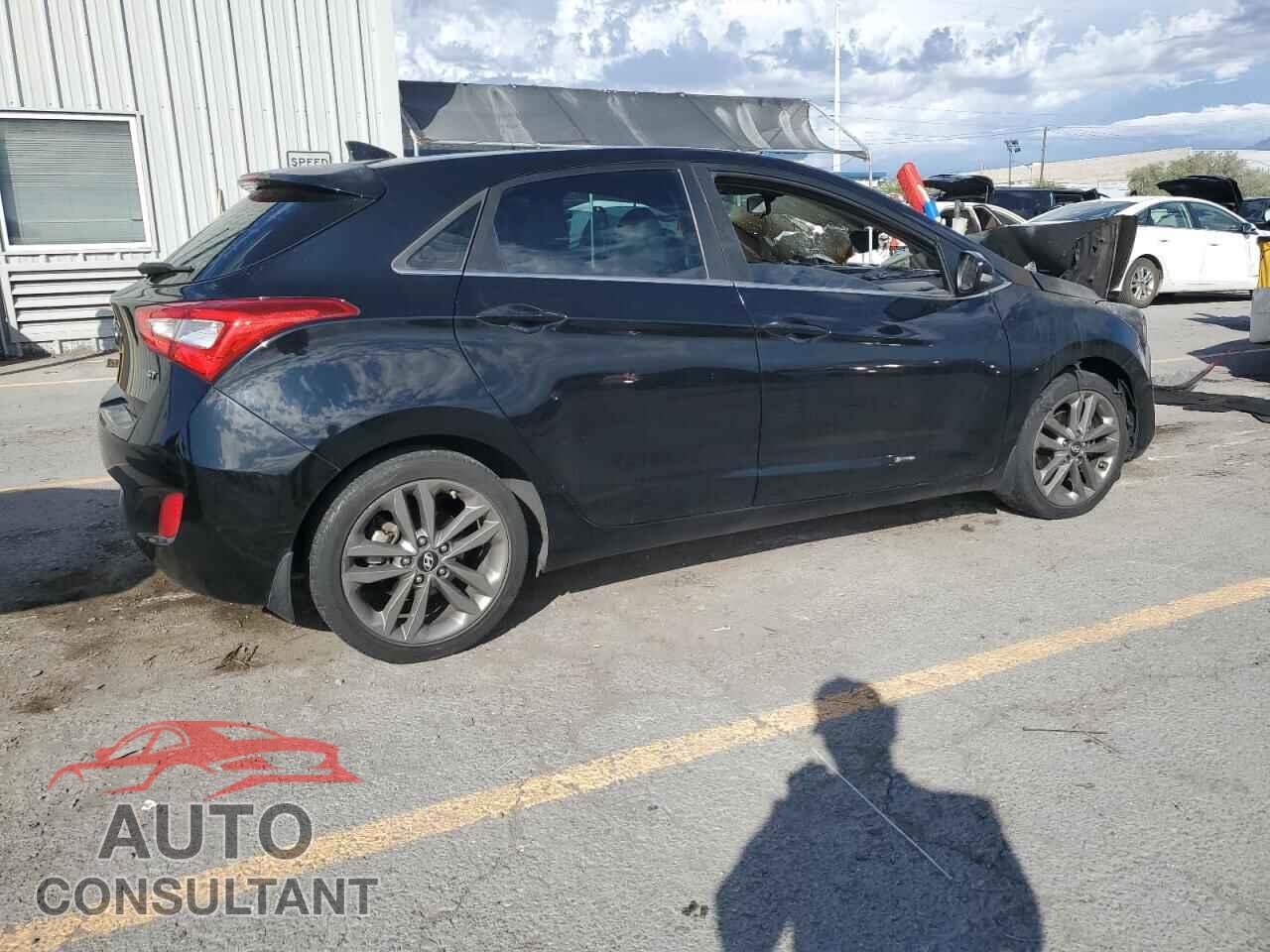 HYUNDAI ELANTRA 2016 - KMHD35LH7GU318364