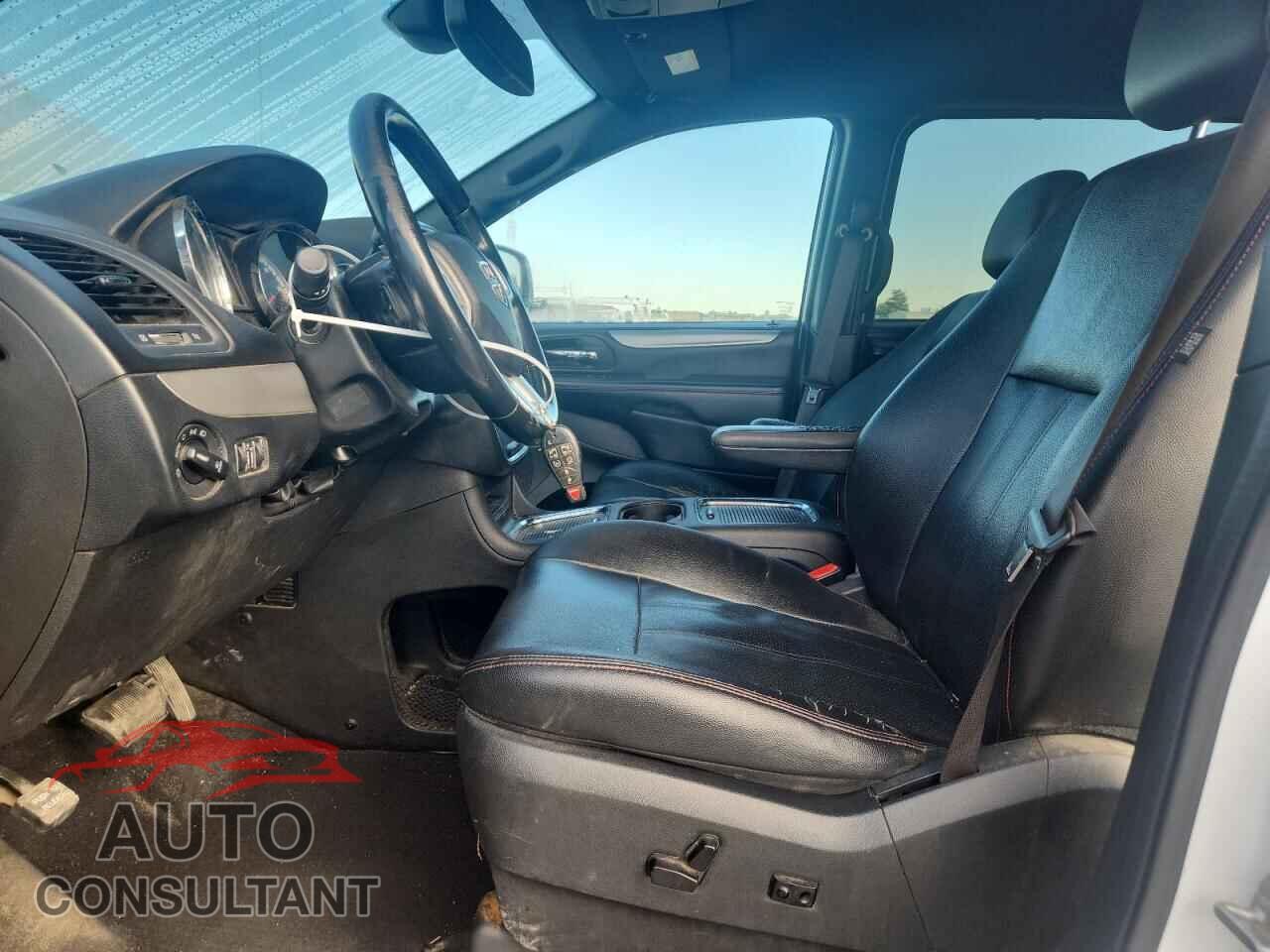 DODGE CARAVAN 2019 - 2C4RDGEG7KR739787