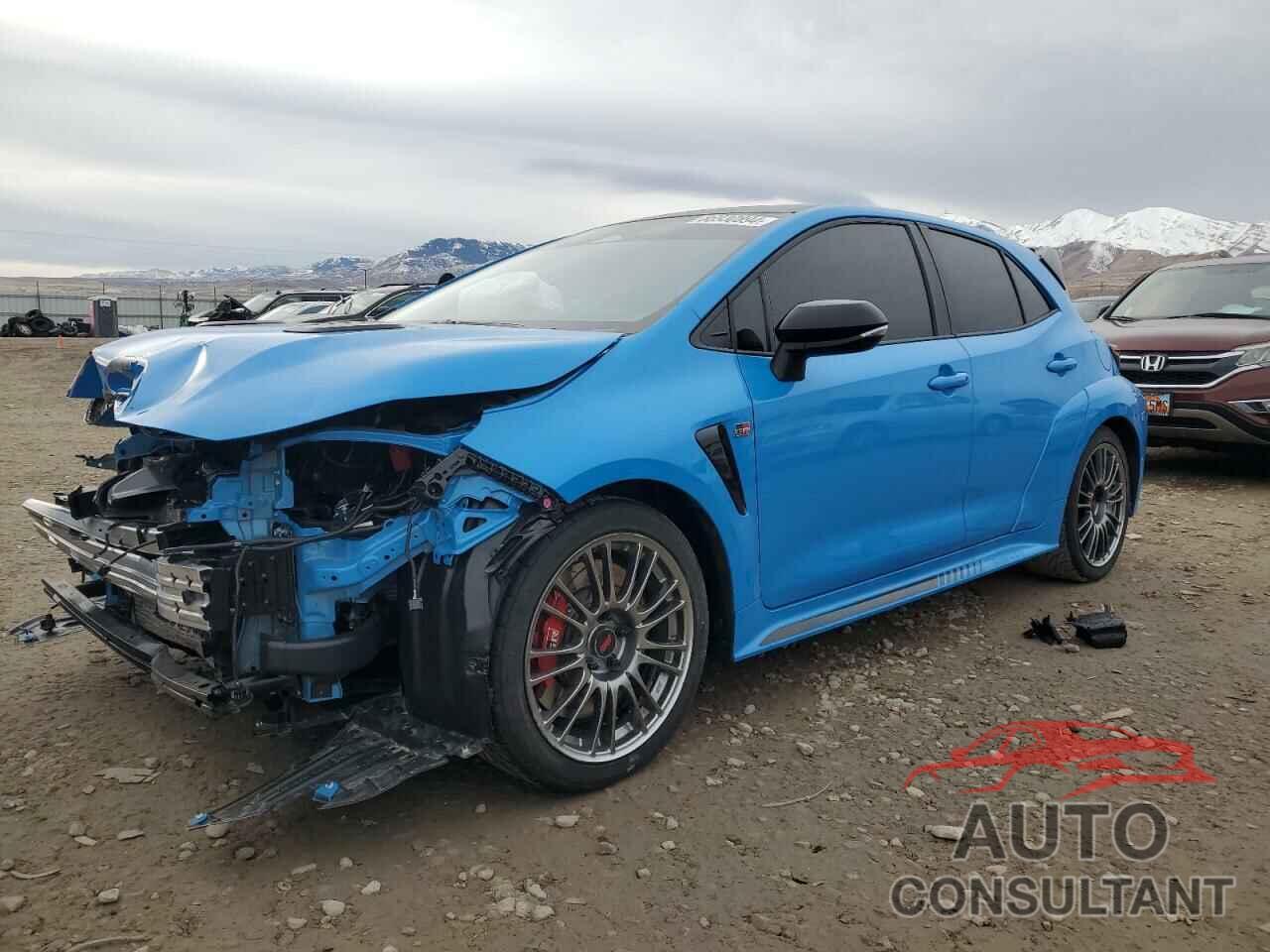 TOYOTA GR COROLLA 2024 - JTNABAAE2RA014905