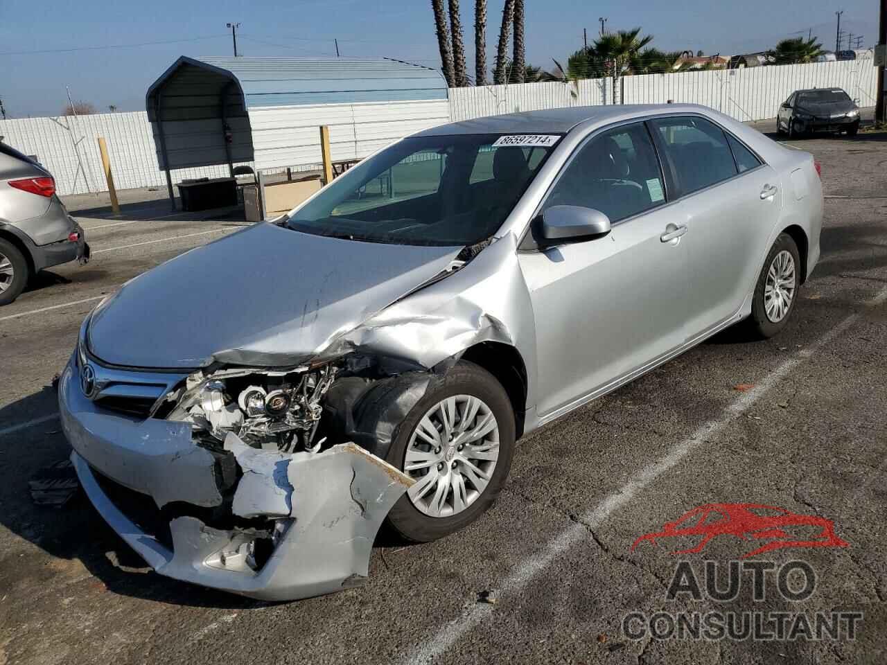 TOYOTA CAMRY 2014 - 4T4BF1FK8ER443777