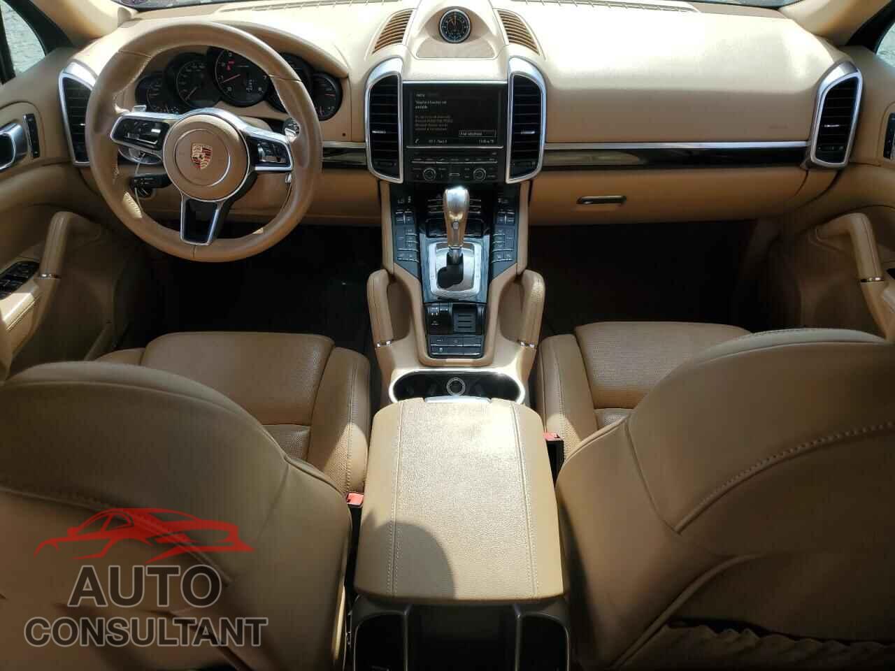 PORSCHE CAYENNE 2016 - WP1AA2A29GLA04312