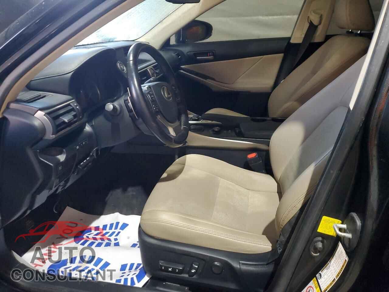 LEXUS IS 2017 - JTHCM1D28H5015488