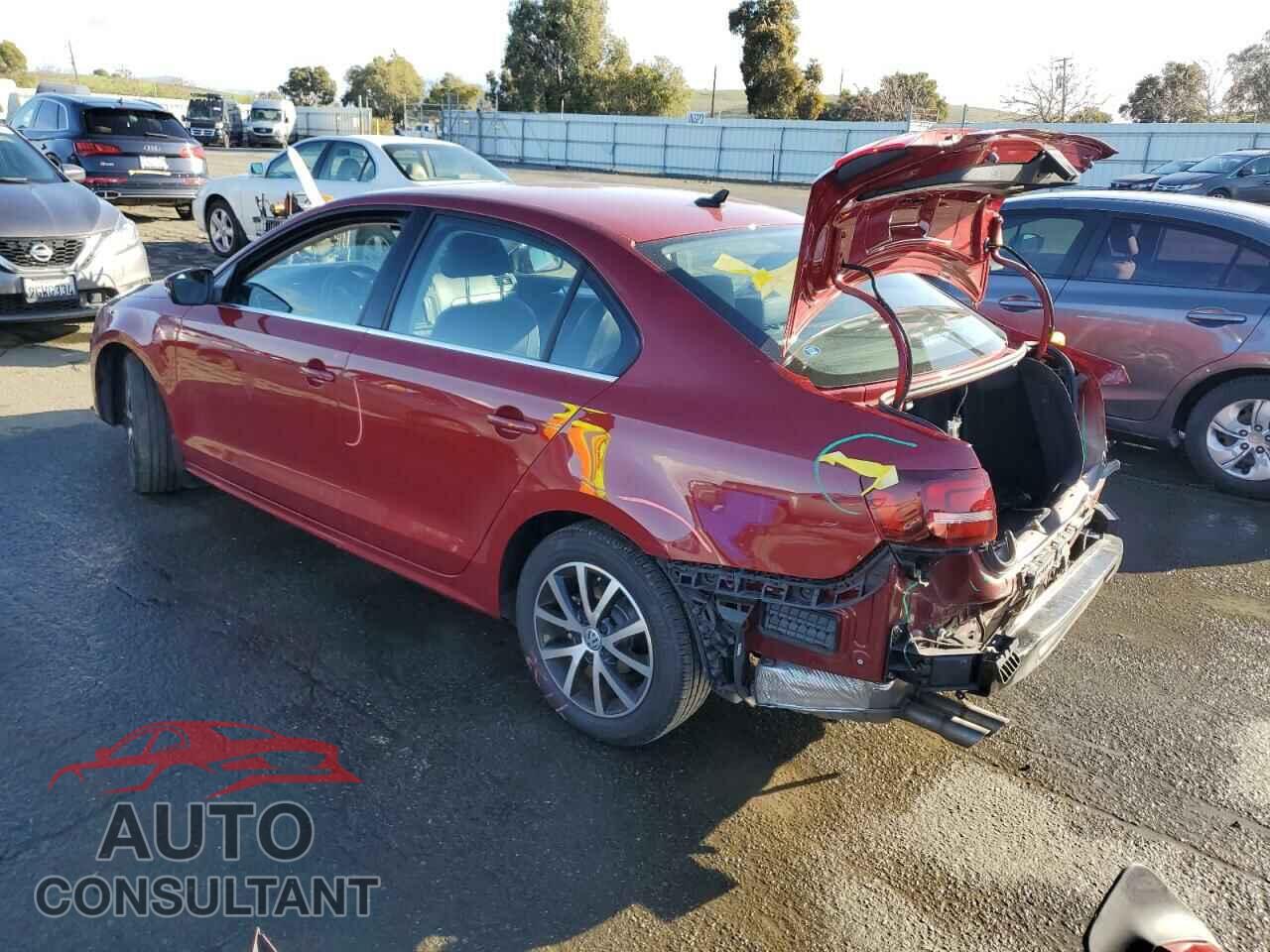 VOLKSWAGEN JETTA 2018 - 3VWDB7AJ6JM220136