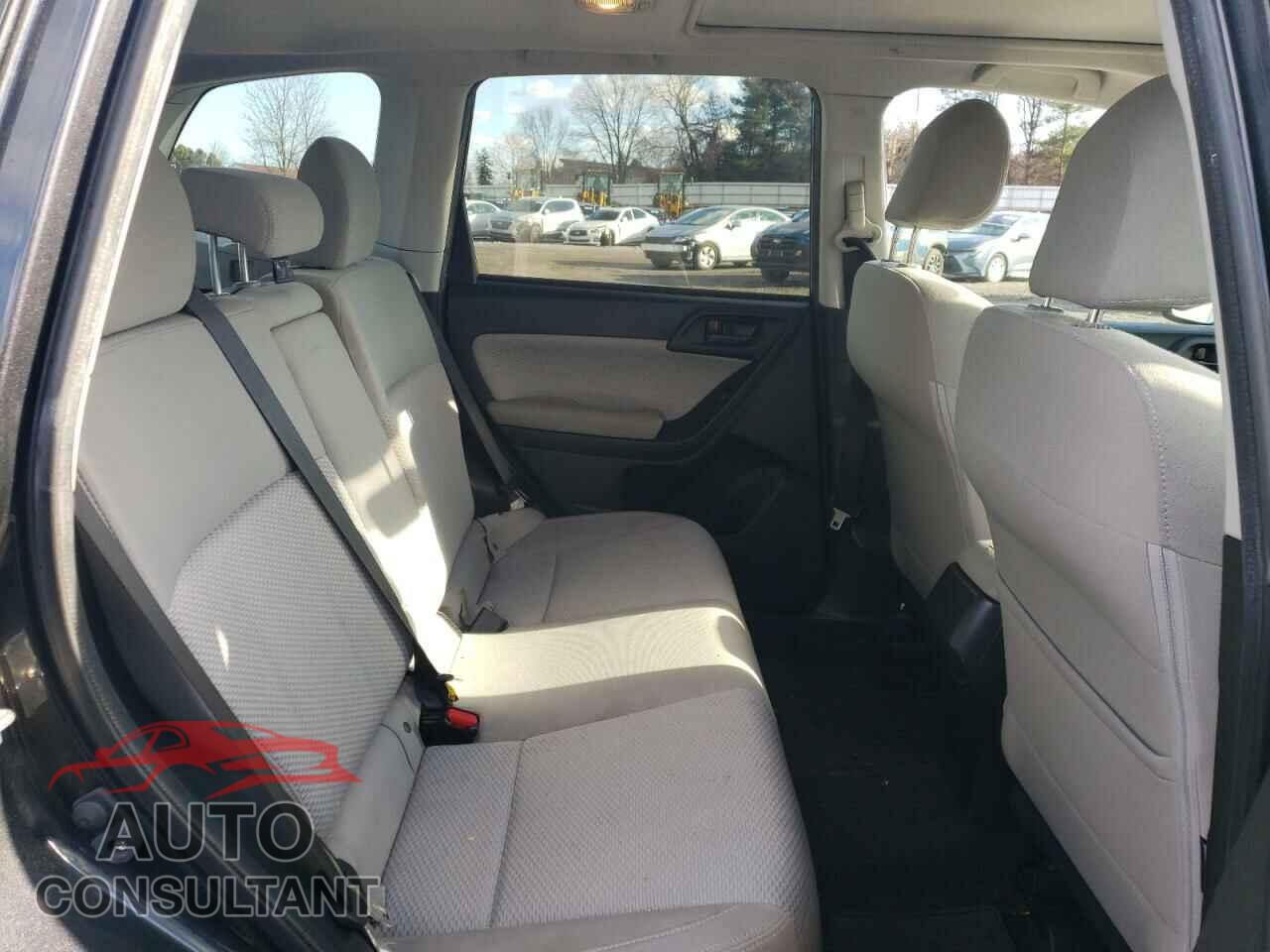 SUBARU FORESTER 2017 - JF2SJAEC0HH506117