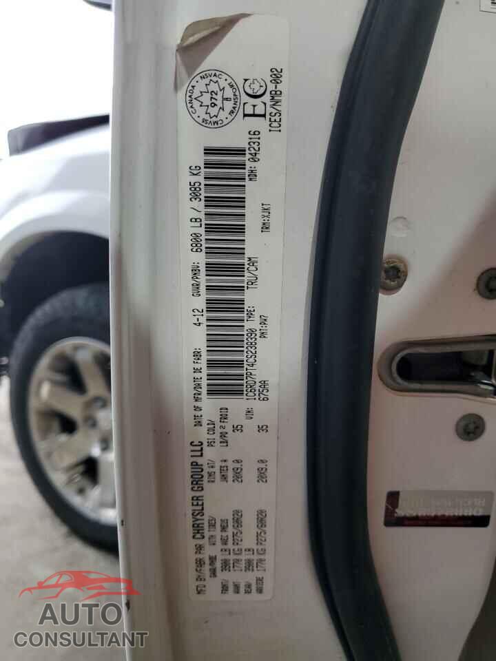 DODGE RAM 1500 2012 - 1C6RD7PT4CS238390
