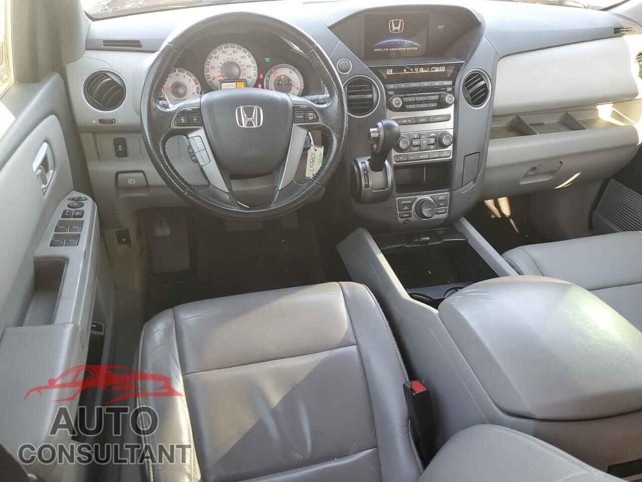 HONDA PILOT 2015 - 5FNYF3H77FB002133