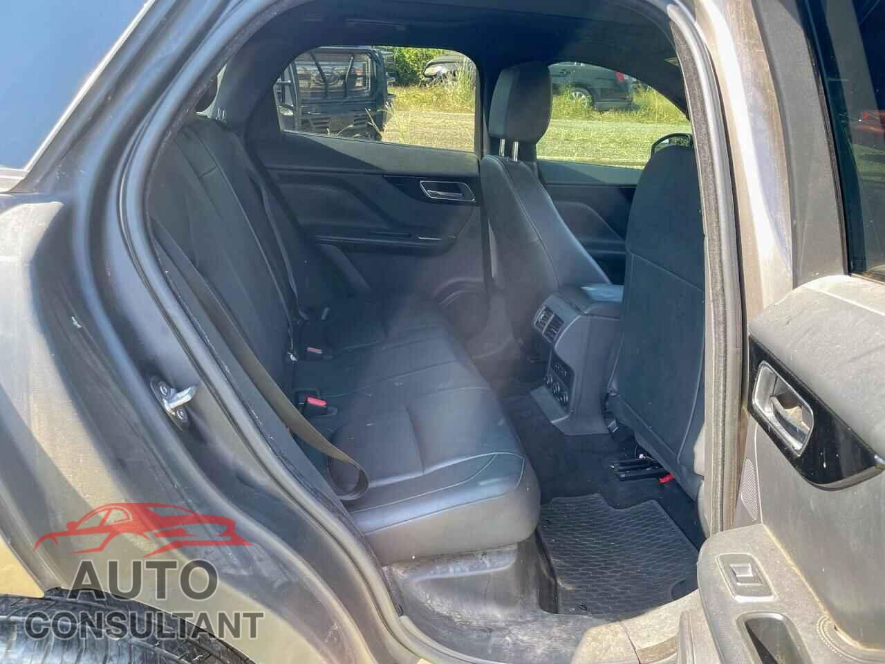 JAGUAR F-PACE 2017 - SADCJ2BVXHA886918