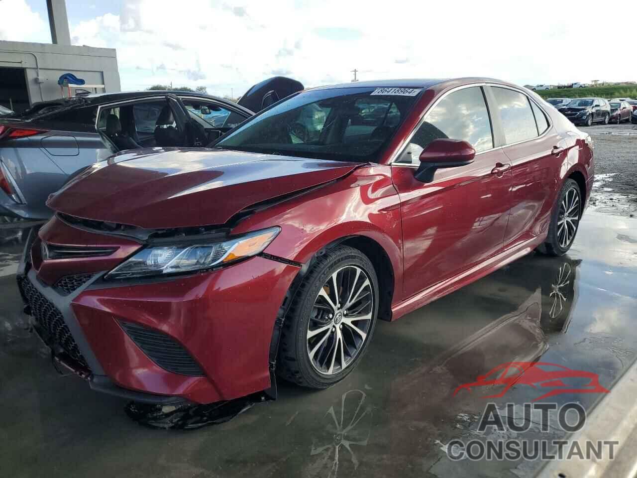 TOYOTA CAMRY 2018 - 4T1B11HK1JU627569