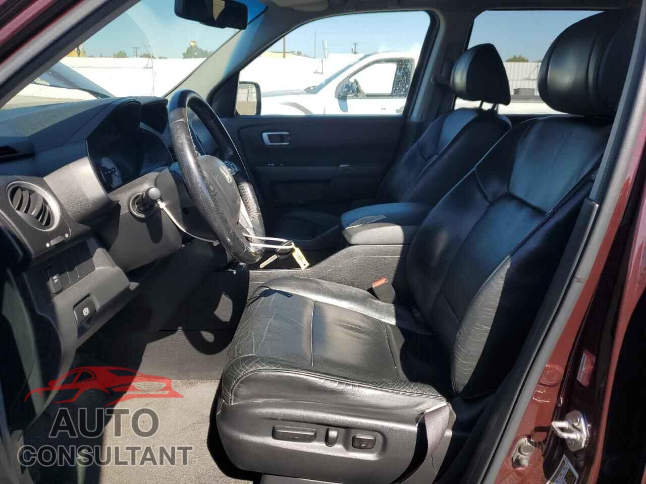 HONDA PILOT 2011 - 5FNYF4H66BB098473