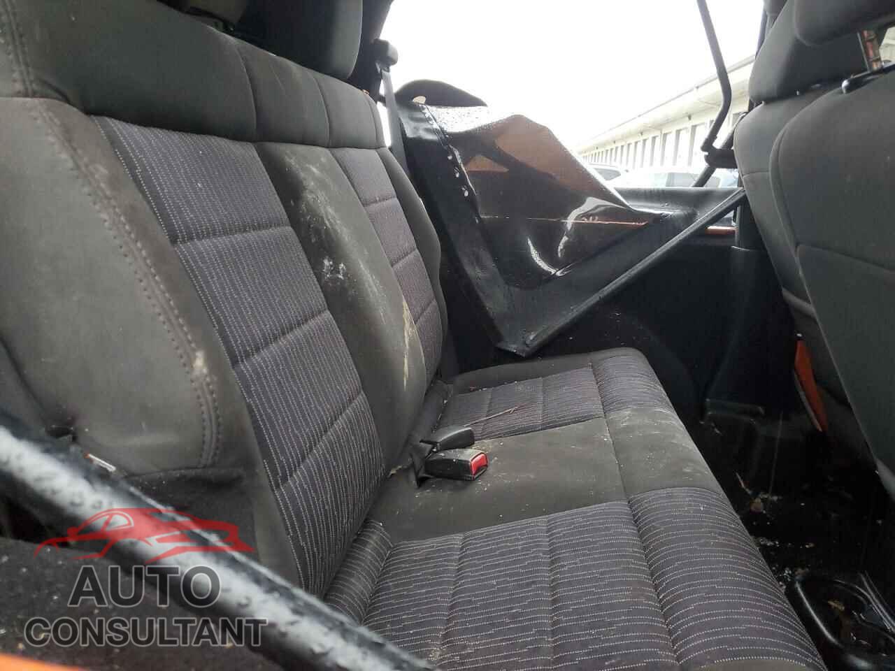 JEEP WRANGLER 2011 - 1J4AA2D15BL504961