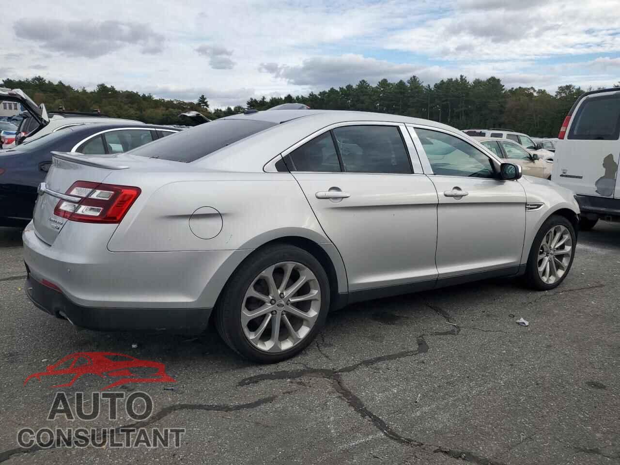 FORD TAURUS 2017 - 1FAHP2J83HG117885