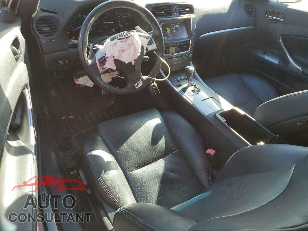 LEXUS IS 2015 - JTHFE2C2XF2511053