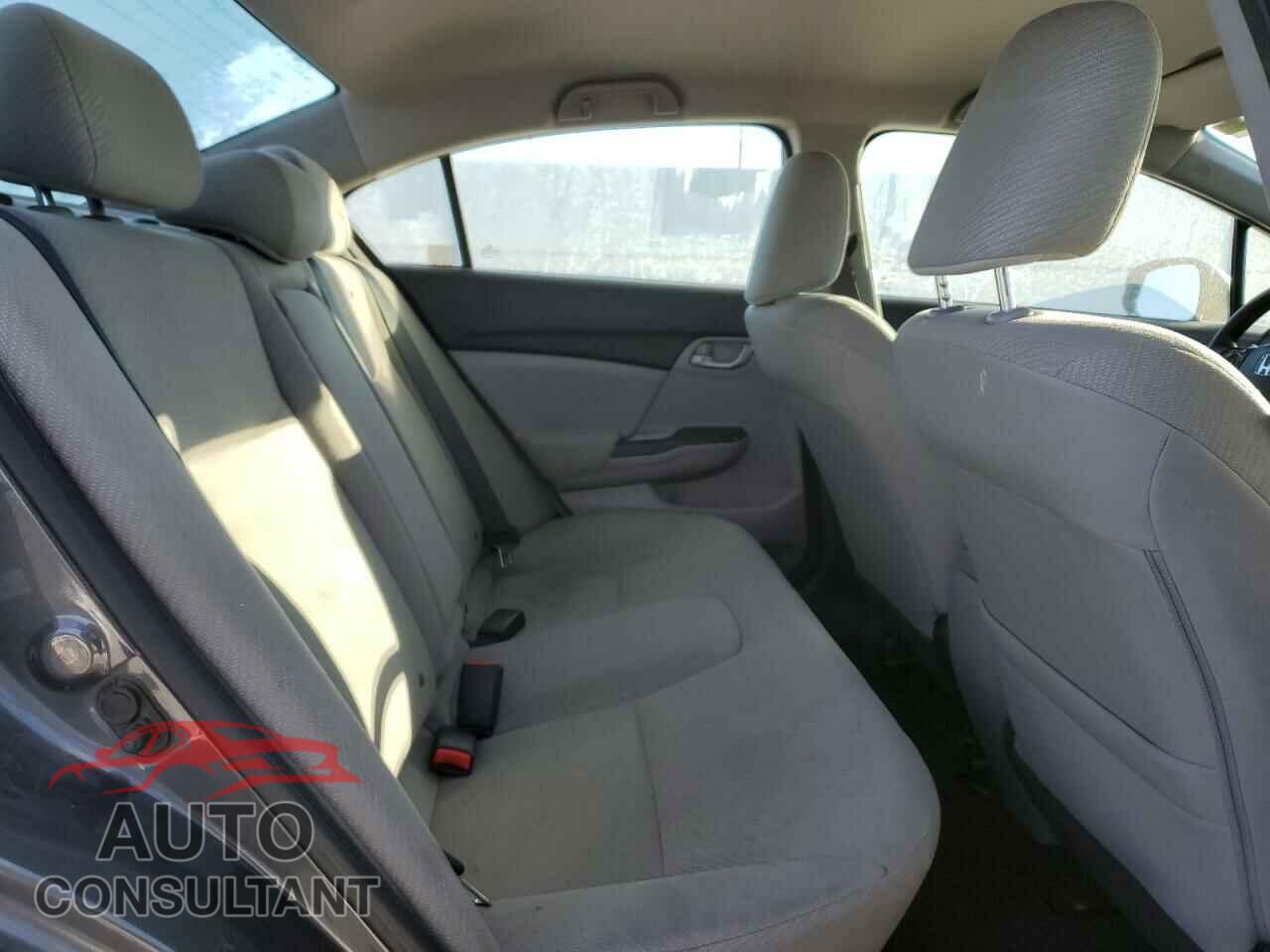 HONDA CIVIC 2013 - 2HGFB2E45DH036068