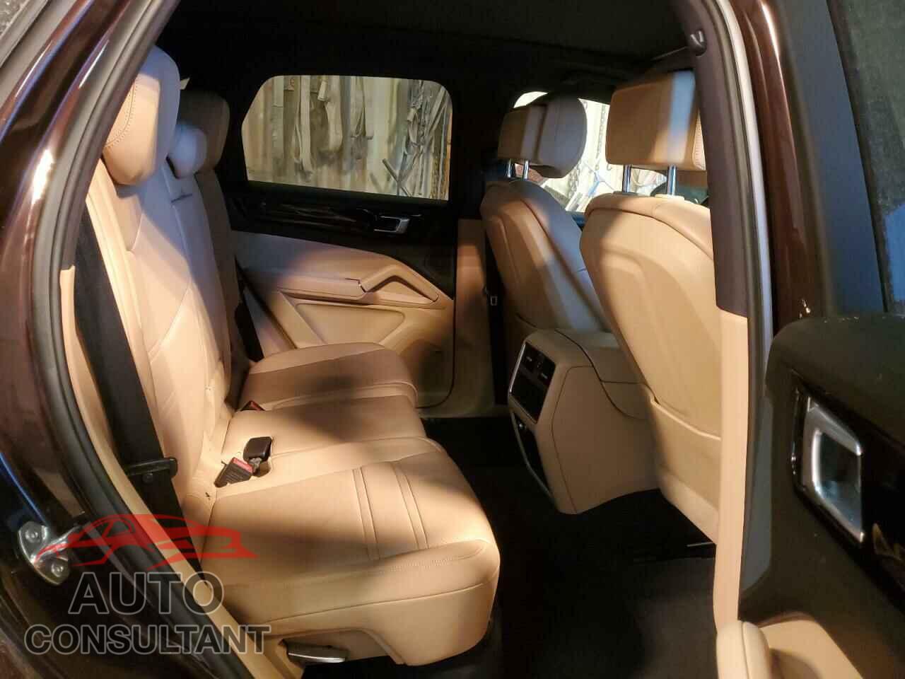 PORSCHE CAYENNE 2019 - WP1AA2AY7KDA00170