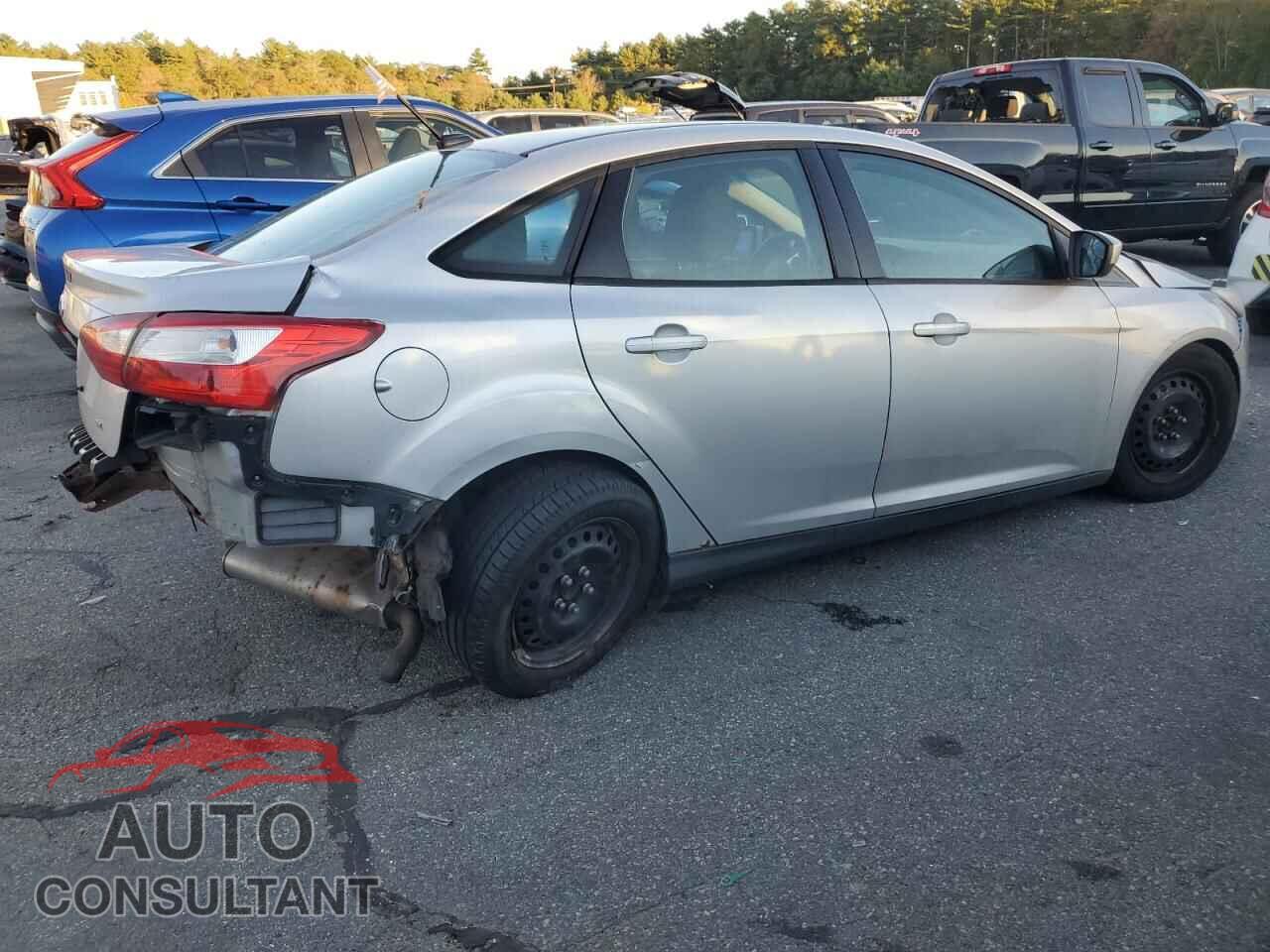 FORD FOCUS 2012 - 1FAHP3F24CL396516