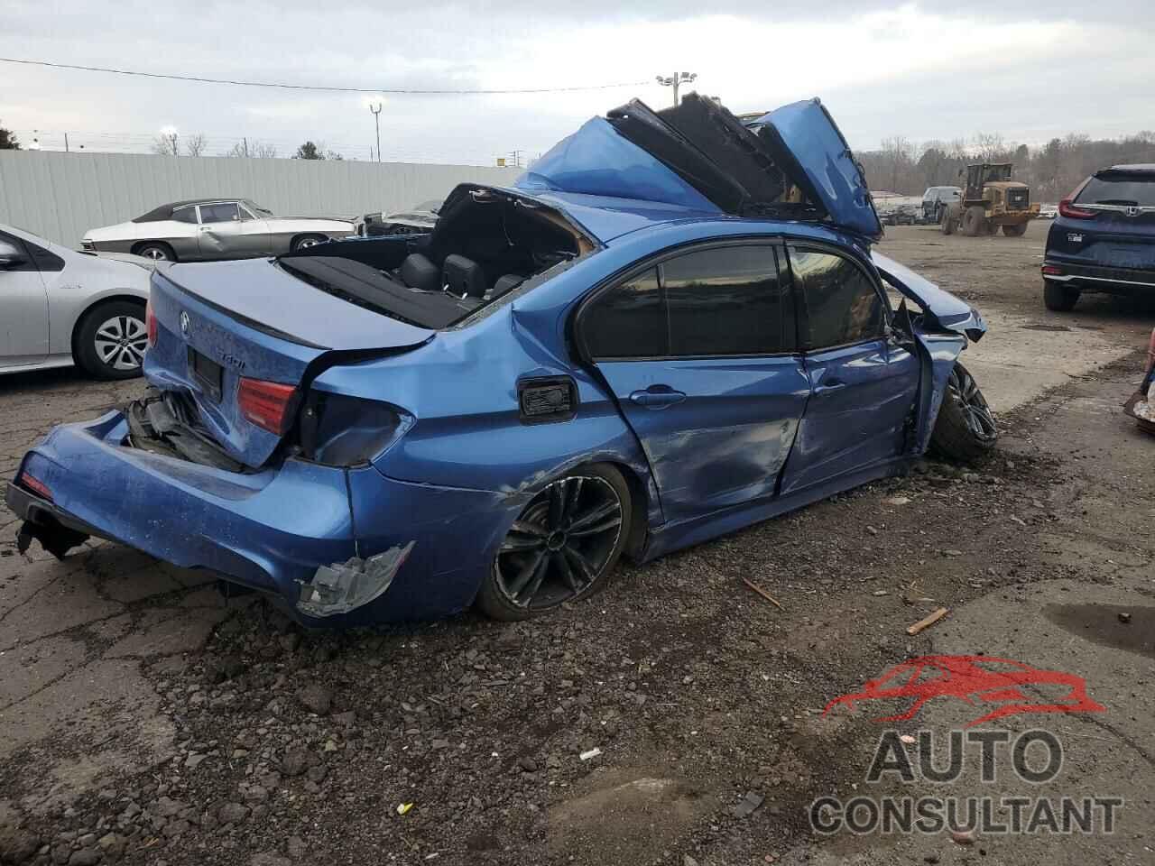 BMW 3 SERIES 2016 - WBA8B7G5XGNT95192