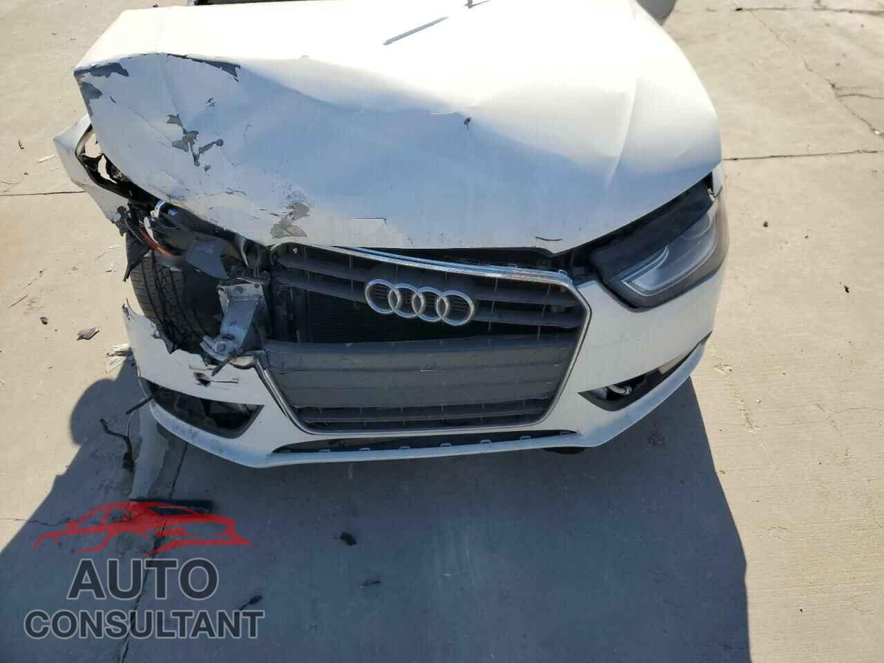 AUDI A4 2013 - WAUFFAFL5DN040628
