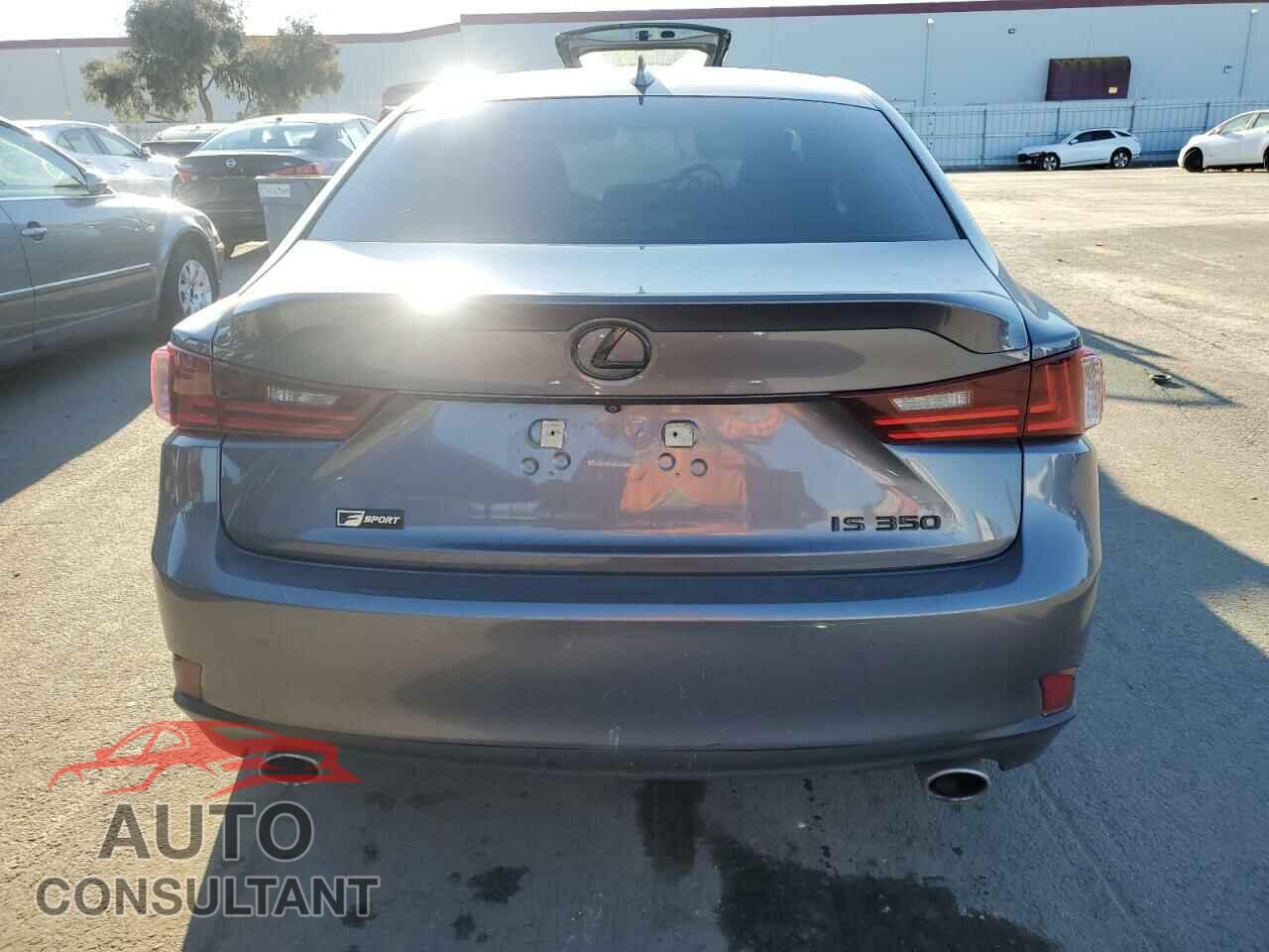 LEXUS IS 2015 - JTHBE1D28F5022091