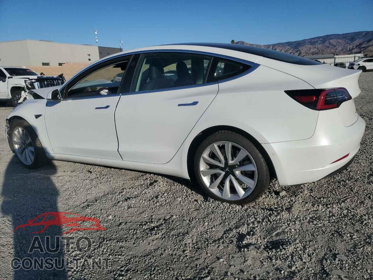 TESLA MODEL 3 2018 - 5YJ3E1EA0JF108806