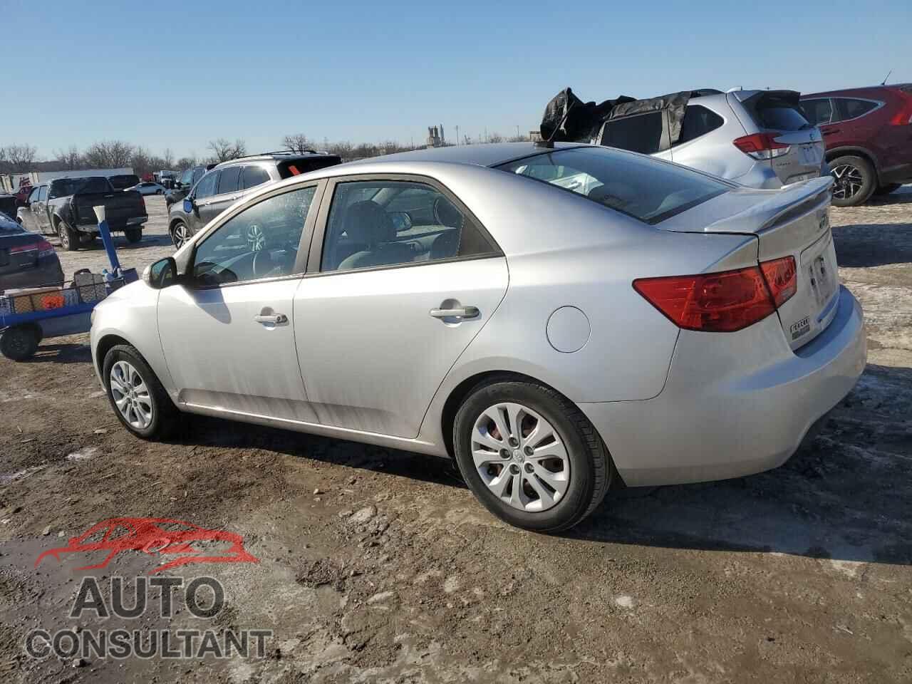 KIA FORTE 2010 - KNAFU4A20A5874100
