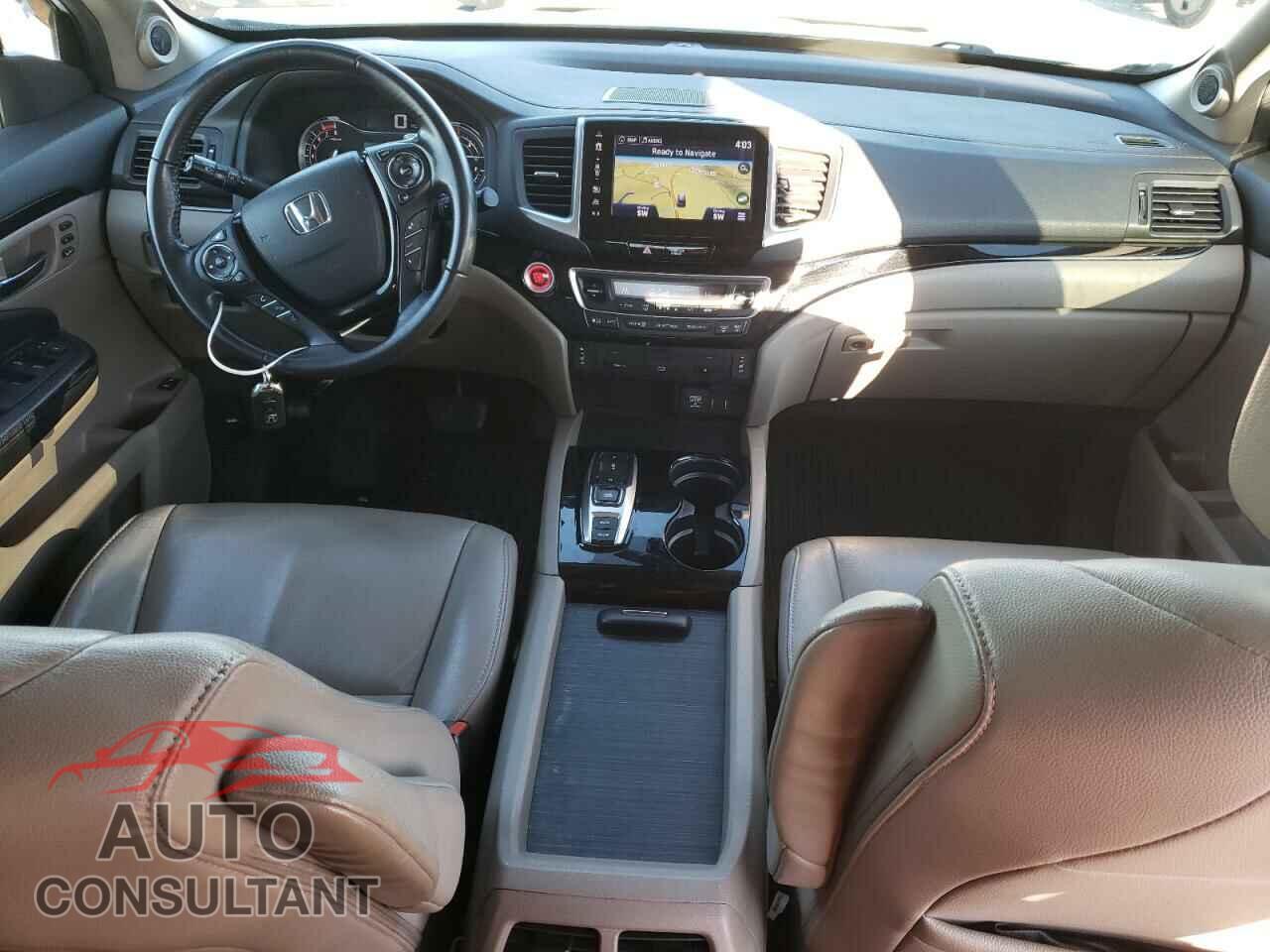 HONDA PILOT 2017 - 5FNYF5H99HB016342