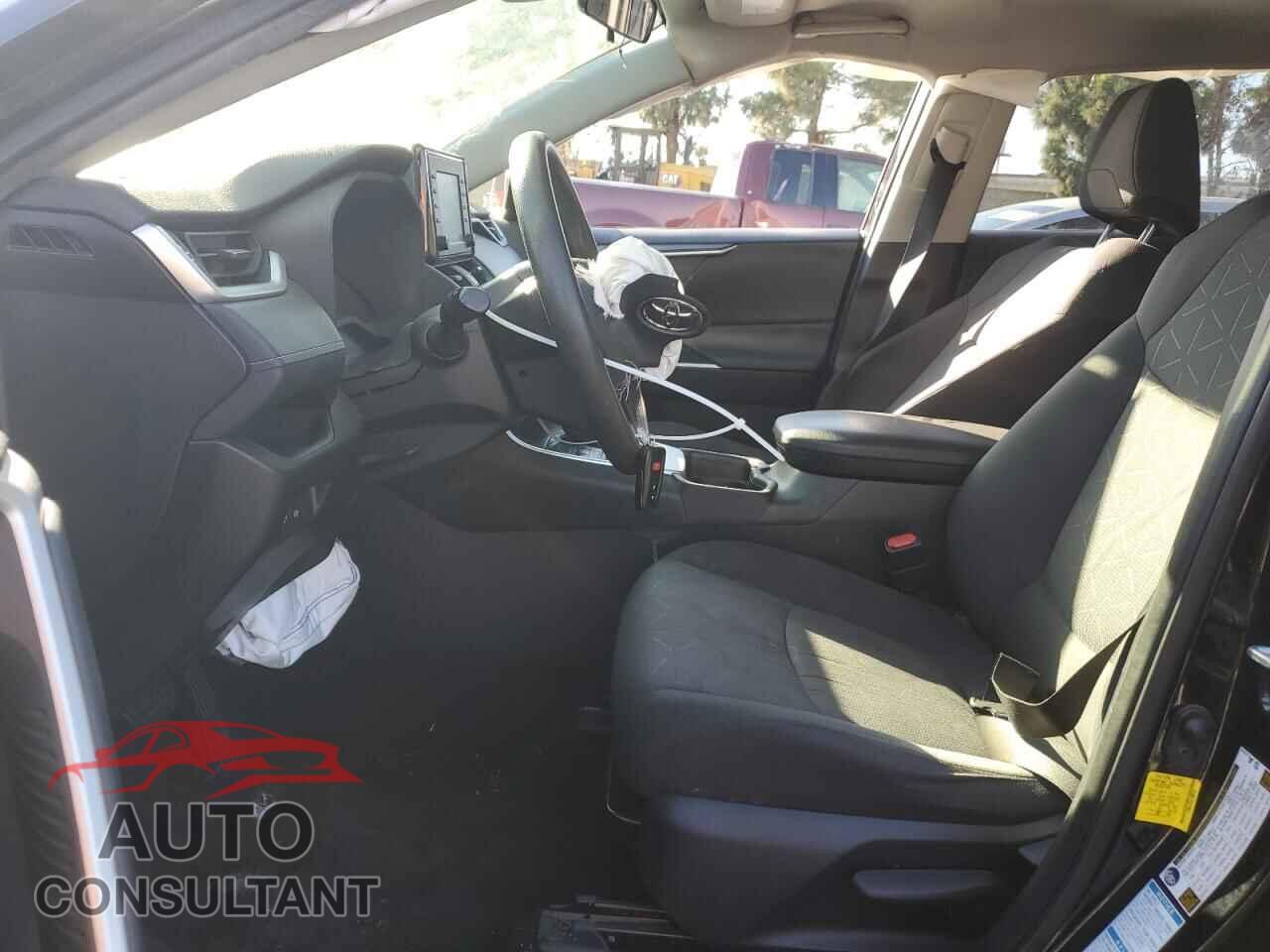 TOYOTA RAV4 2019 - JTMP1RFV4KD008424