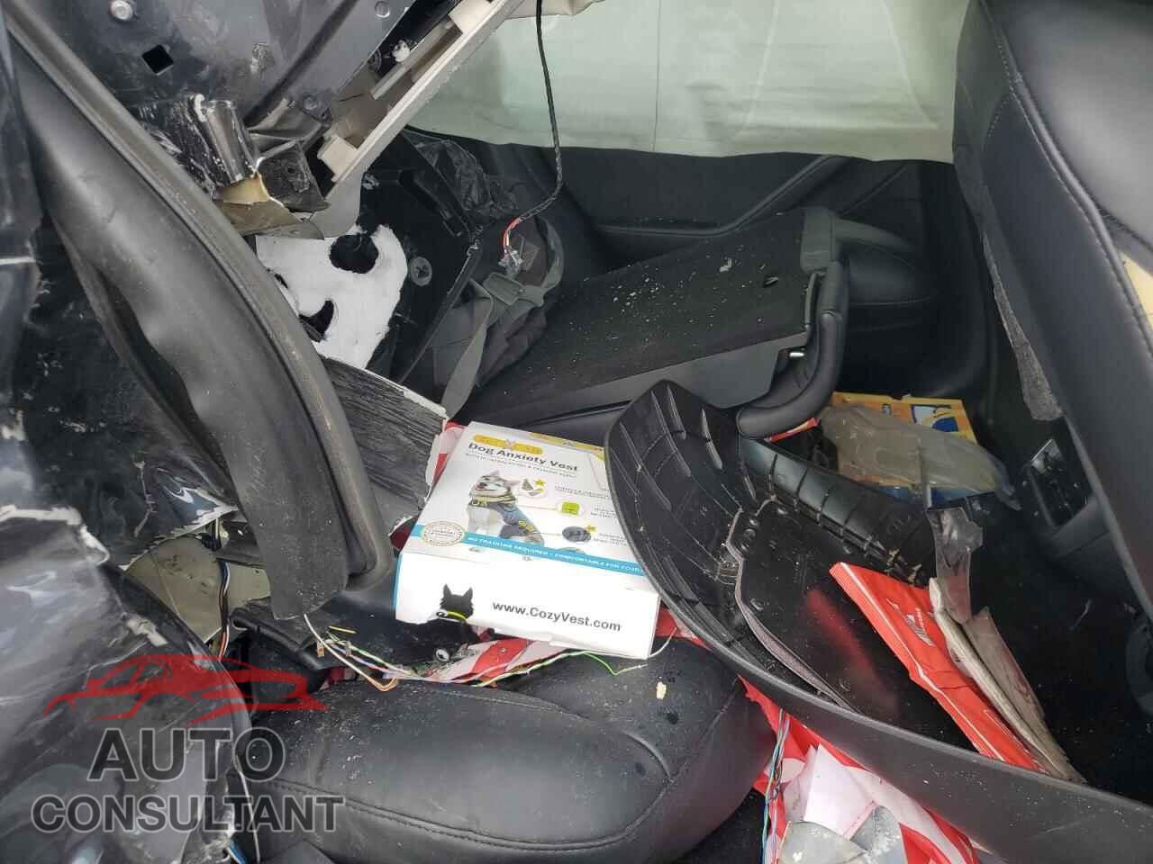 TESLA MODEL 3 2020 - 5YJ3E1EC3LF719692