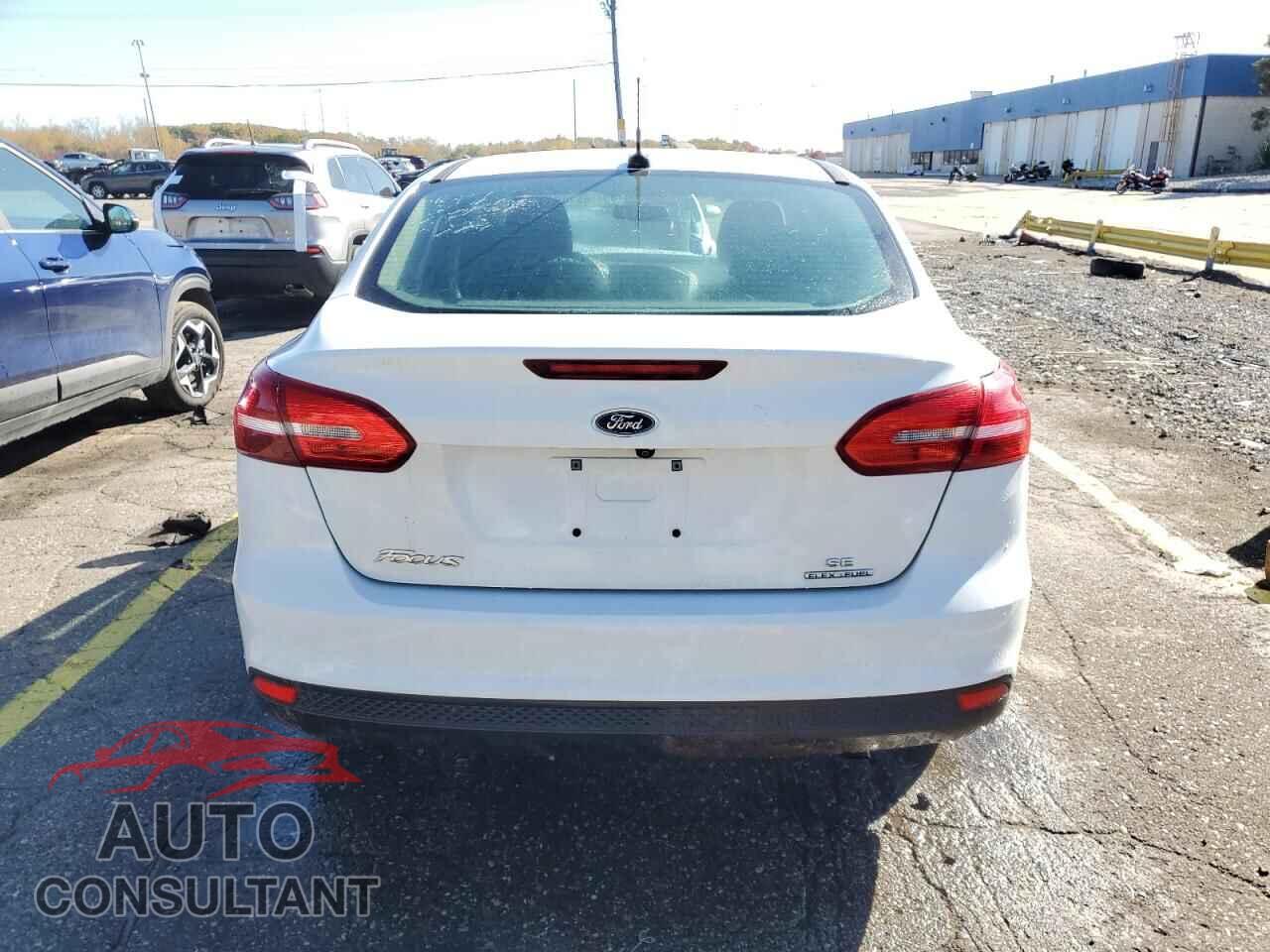 FORD FOCUS 2016 - 1FADP3F22GL370100