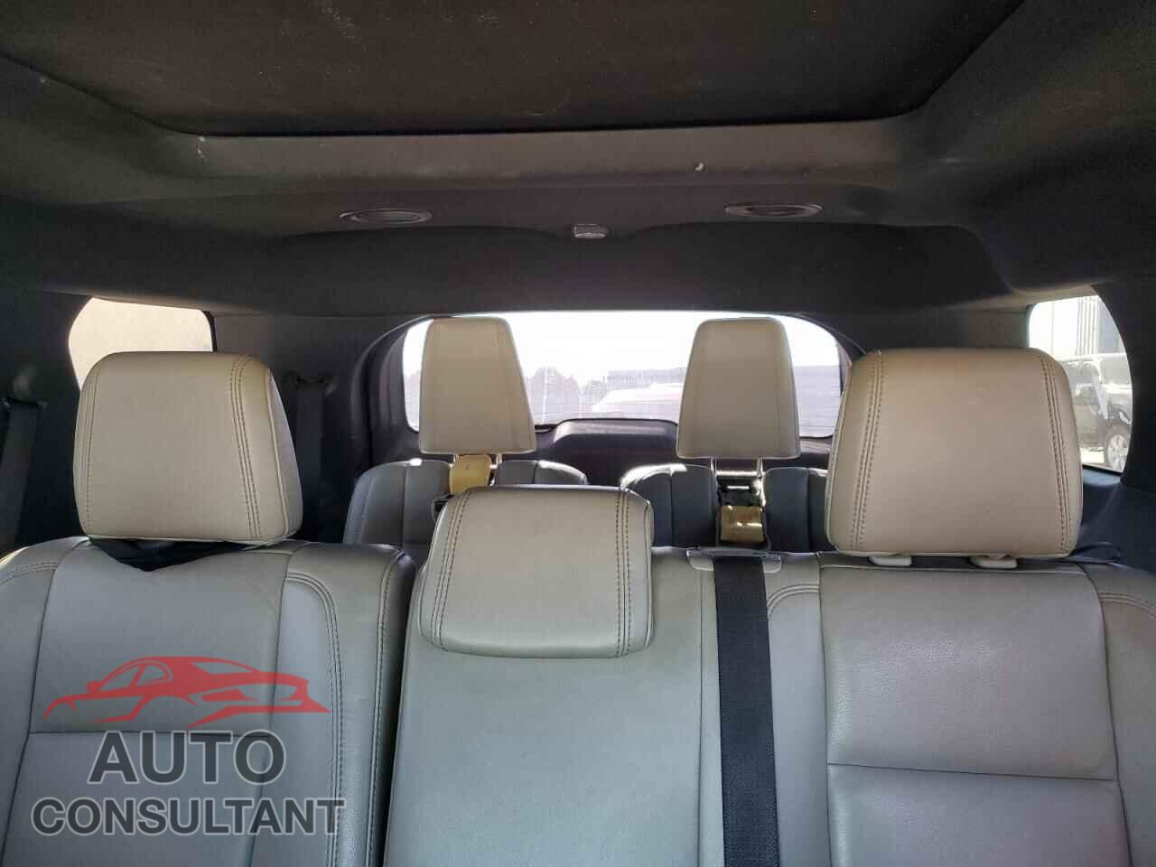 FORD EXPLORER 2011 - 1FMHK7D83BGA82902