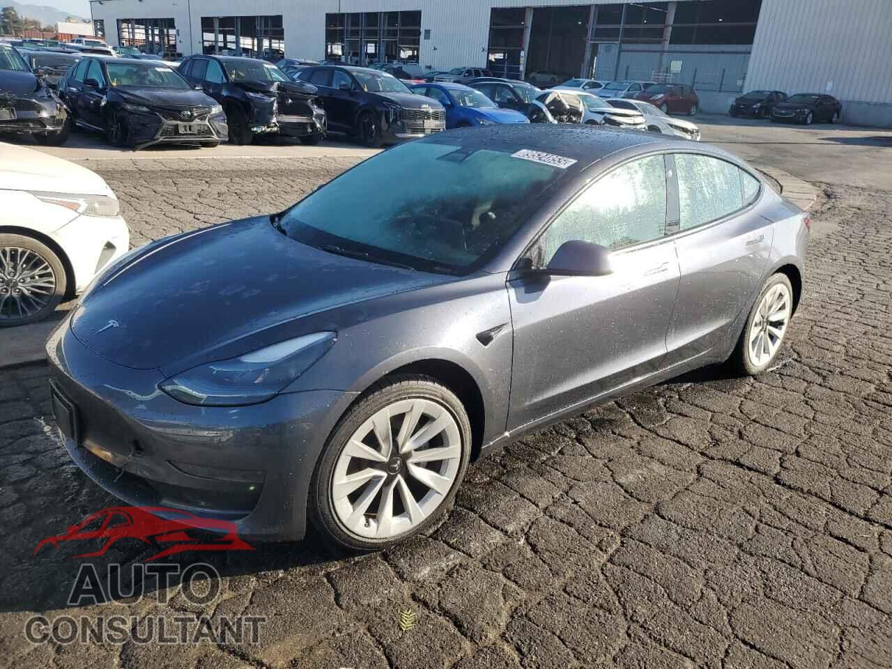 TESLA MODEL 3 2023 - 5YJ3E1EAXPF454564