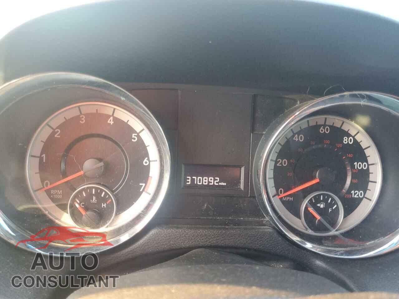 DODGE CARAVAN 2013 - 2C4RDGBG0DR692481