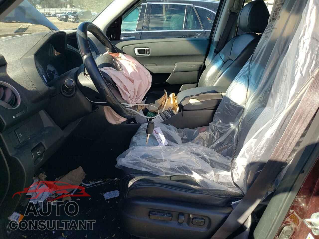 HONDA PILOT 2011 - 5FNYF4H59BB018753