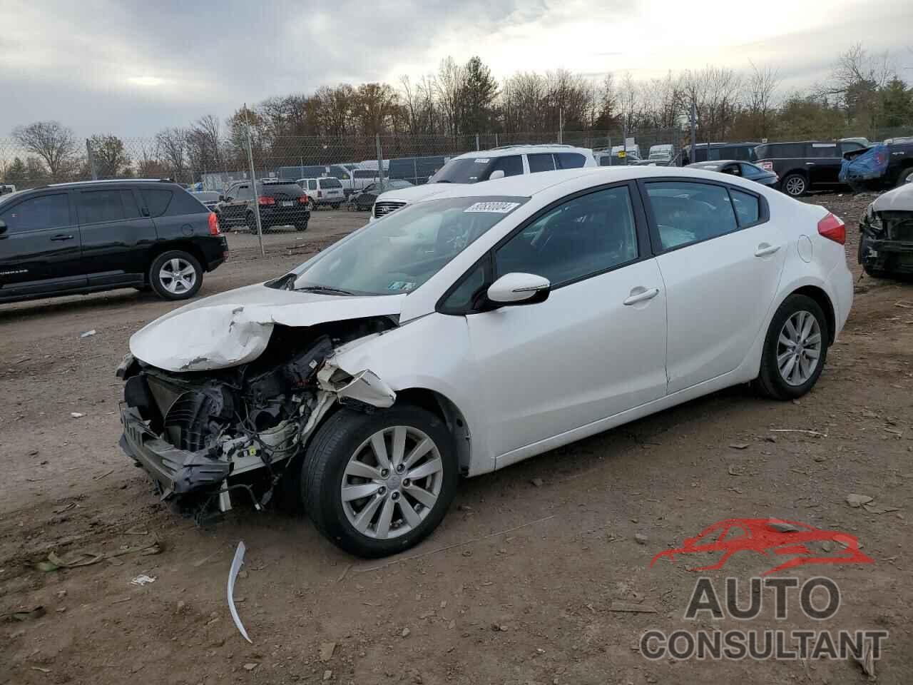 KIA FORTE 2016 - KNAFX4A6XG5576138