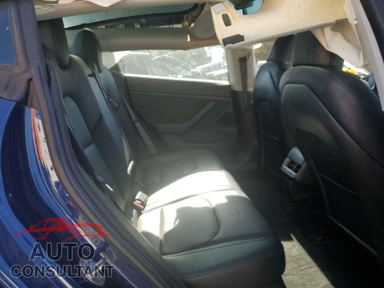 TESLA MODEL 3 2018 - 5YJ3E1EA7JF010503