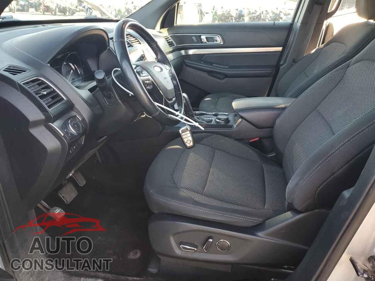 FORD EXPLORER 2018 - 1FM5K8D81JGB45017