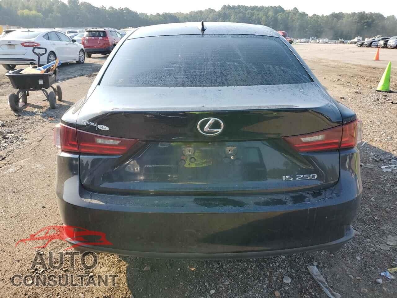 LEXUS IS 2014 - JTHBF1D27E5014852