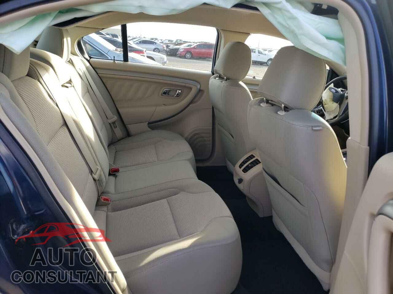 FORD TAURUS 2017 - 1FAHP2E80HG109561