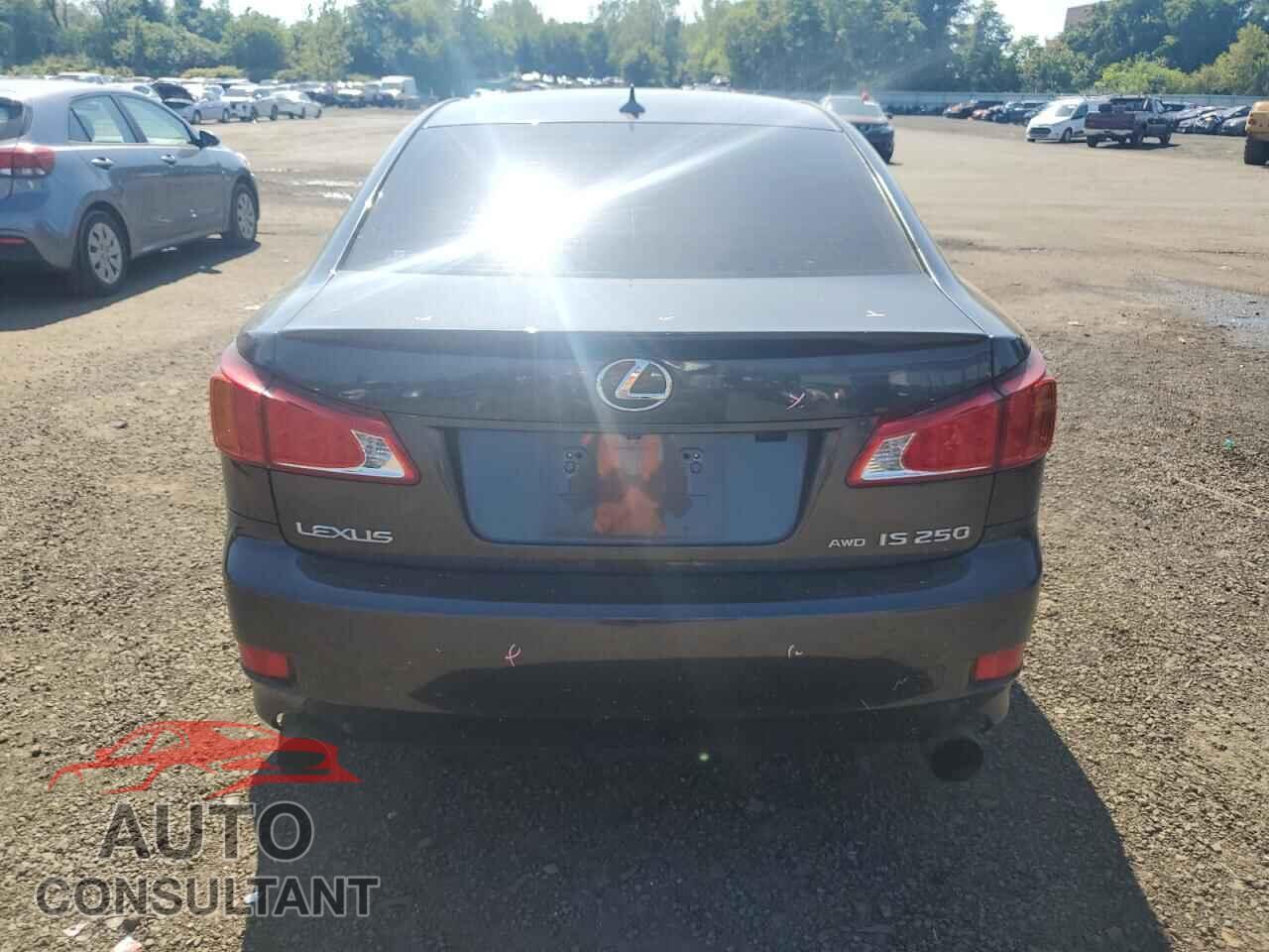 LEXUS IS 2010 - JTHCF5C27A5036812