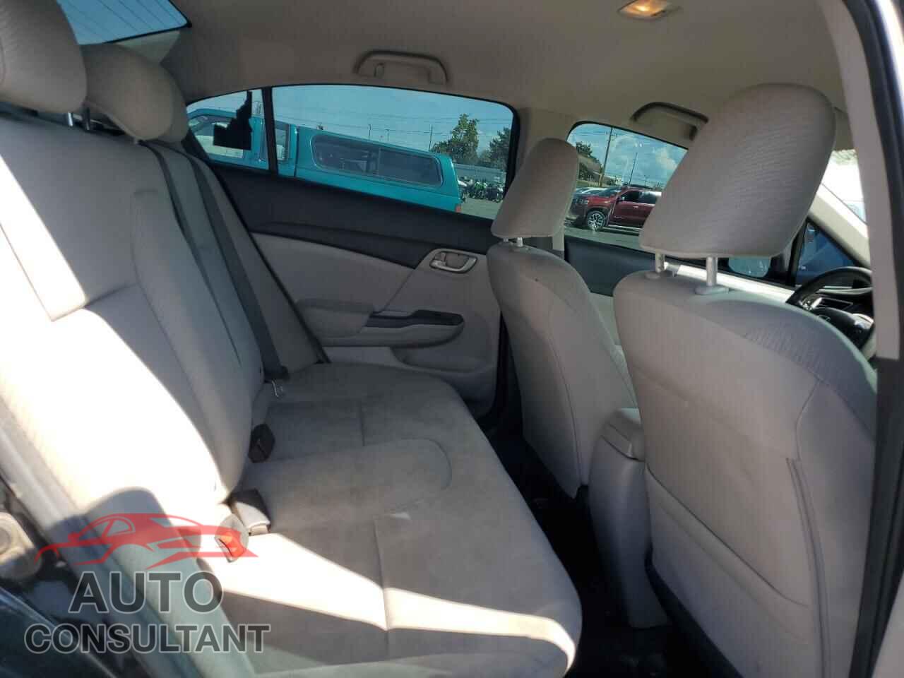 HONDA CIVIC 2013 - 2HGFB2F57DH537826
