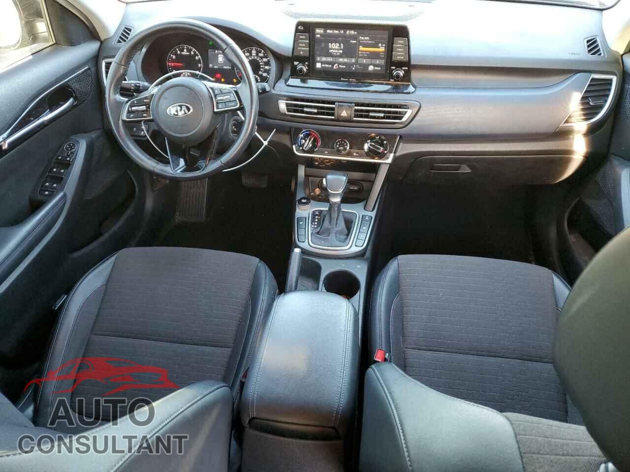 KIA SELTOS 2021 - KNDEUCAA5M7040512