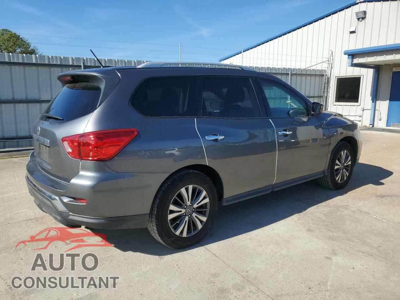 NISSAN PATHFINDER 2017 - 5N1DR2MNXHC626329