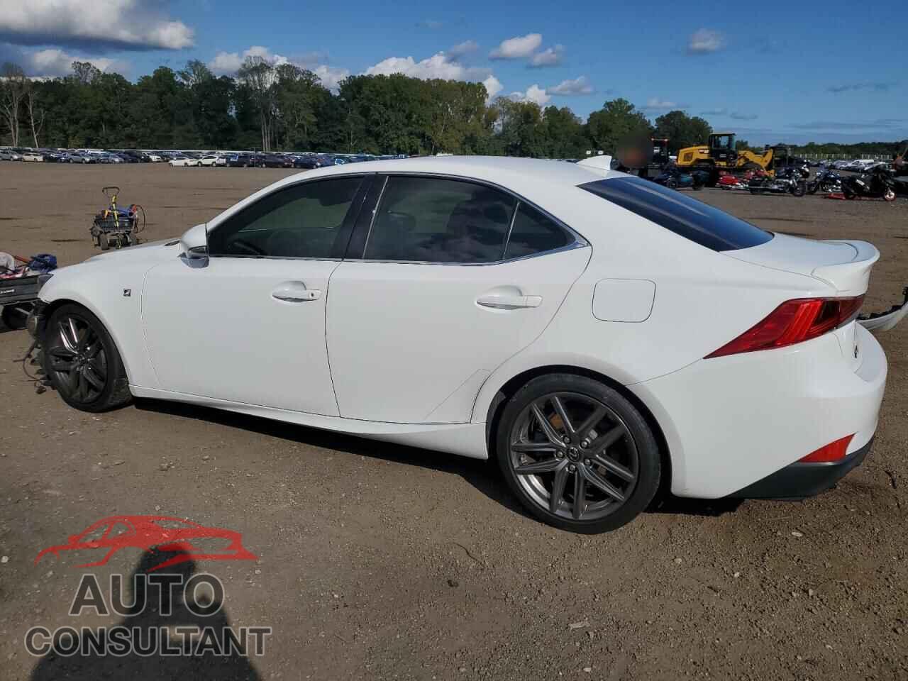LEXUS IS 2018 - JTHC81D25J5026877