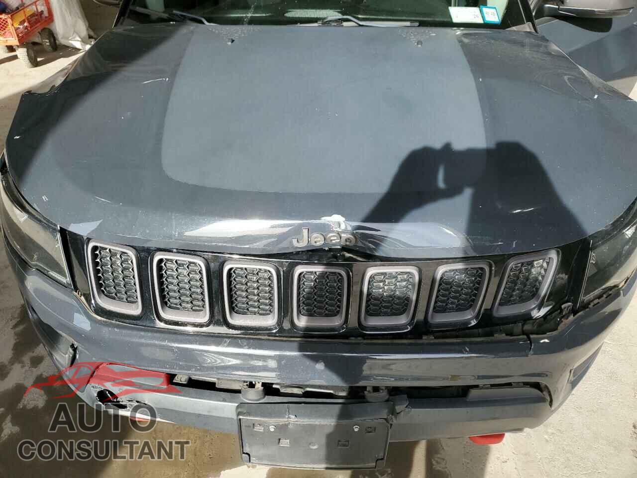 JEEP COMPASS 2018 - 3C4NJDDB7JT259613