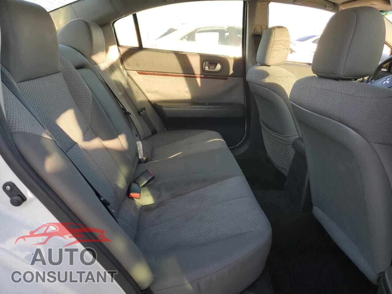 MITSUBISHI GALANT 2011 - 4A32B3FF8BE005756