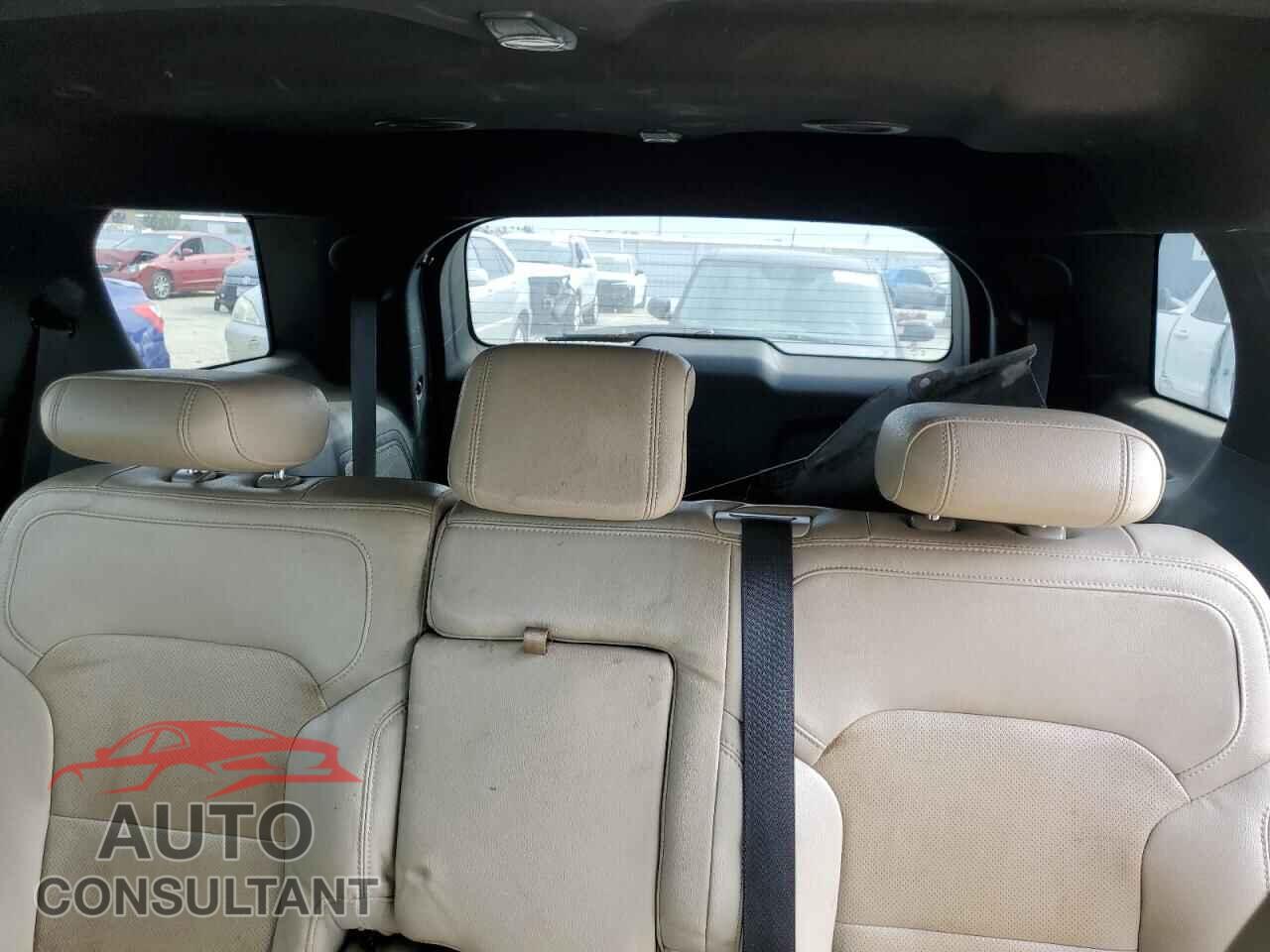 FORD EXPLORER 2018 - 1FM5K8F84JGB57952