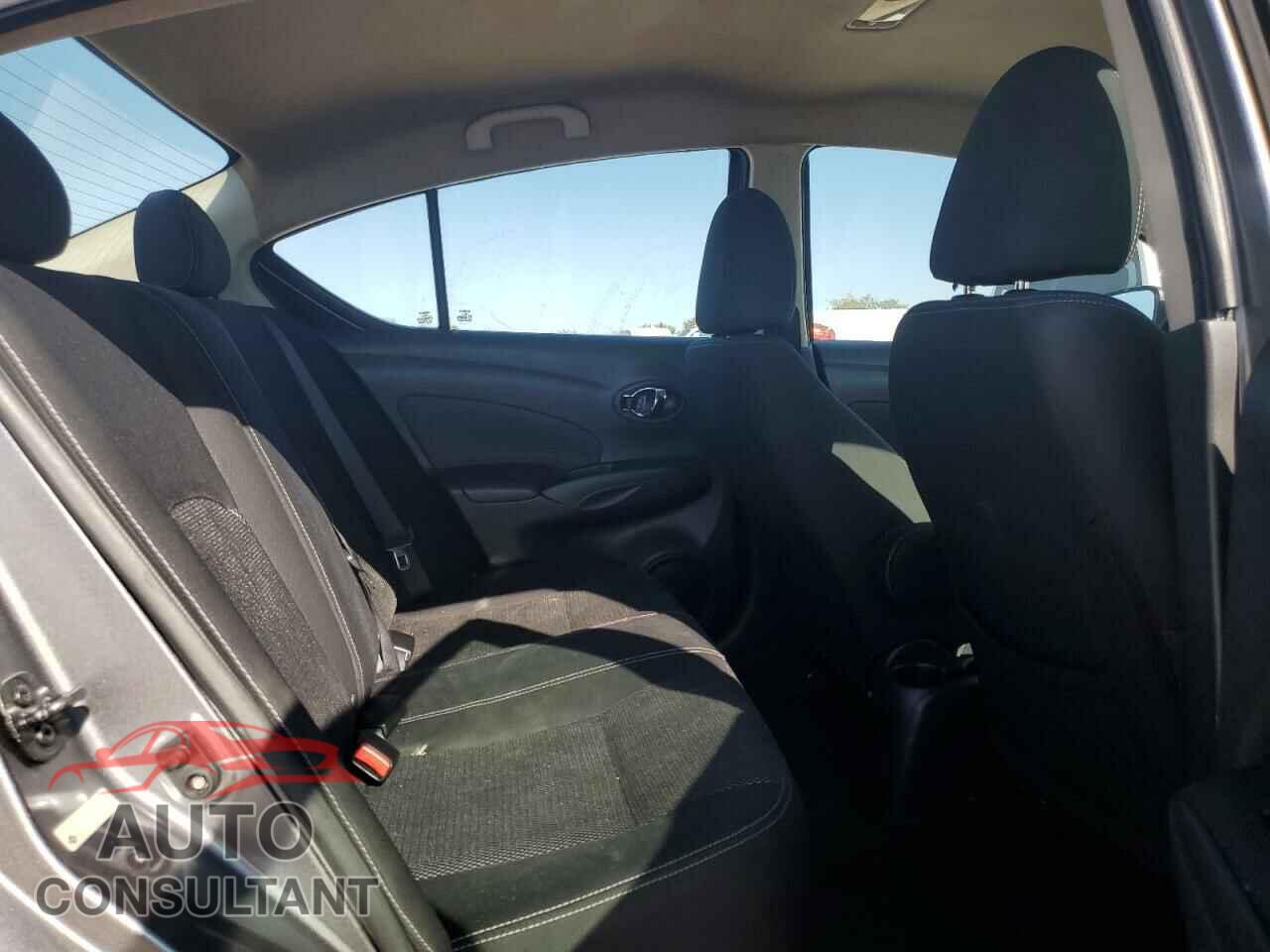 NISSAN VERSA 2017 - 3N1CN7AP3HL816995