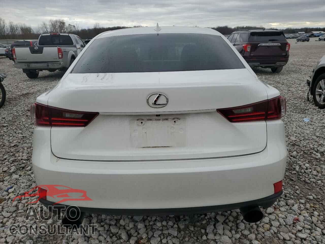 LEXUS IS 2014 - JTHCF1D29E5005705