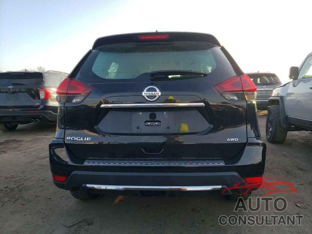 NISSAN ROGUE 2018 - 5N1AT2MV8JC744356