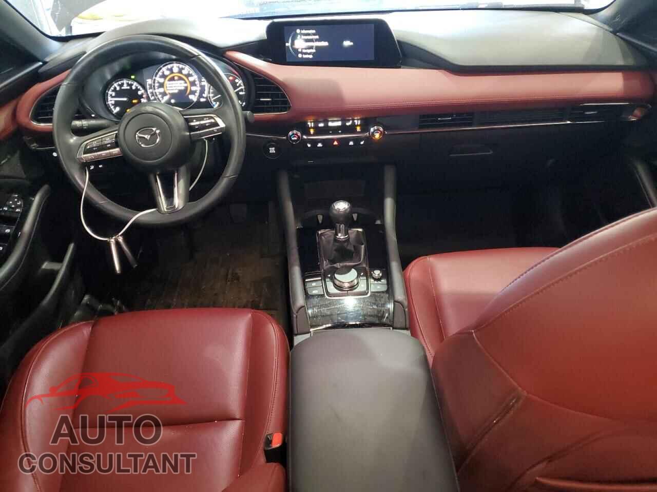 MAZDA 3 2020 - JM1BPANM7L1155522