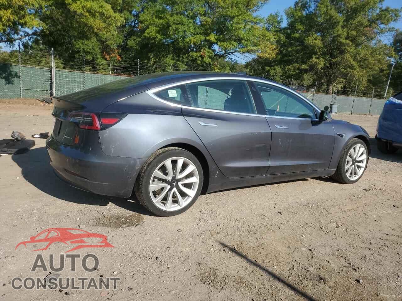 TESLA MODEL 3 2019 - 5YJ3E1EB6KF192155